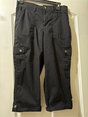 Lee Women's Black Cargo Capris with Button-Flap Pockets